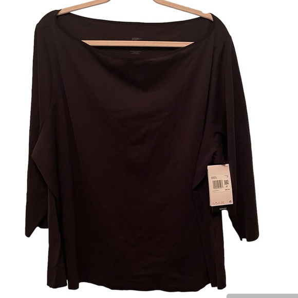 Nike Tops - NWT Womens Nike 3x Yoga Shirt with boat neckline